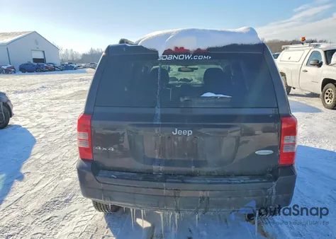 2014 Jeep Patriot Latitude z USA, uszkodzony, nr VIN 1C4NJRFB0ED716932